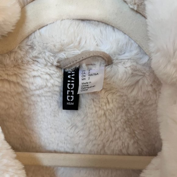 H&M Jacket with Faux Fur Lining - Picture 8 of 9